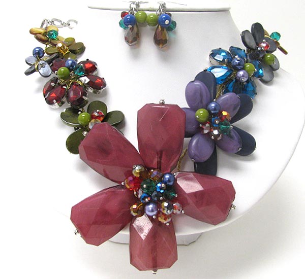 Crystal deco and facet acrylic and shell petal flower link statement necklace earring set