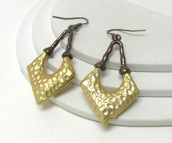 Hammered and liquid metal designer style earring