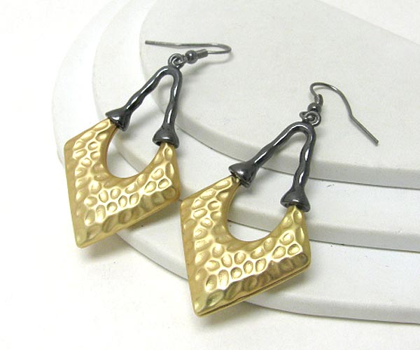 Hammered and liquid metal designer style earring