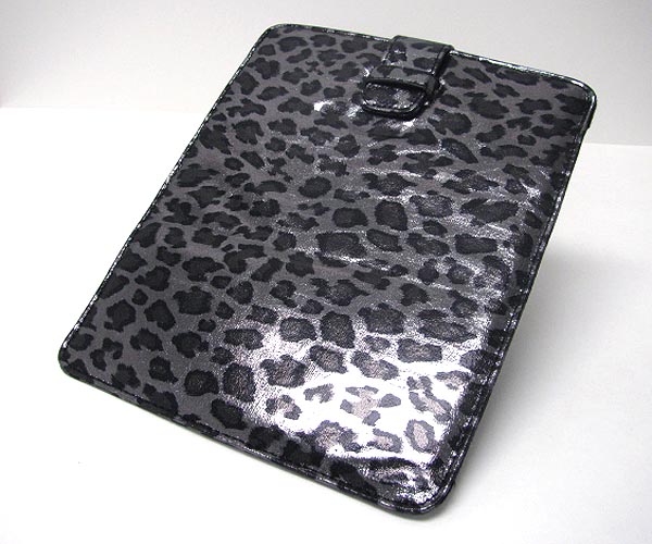 Animal print leatherette slip in tablet pc pouch