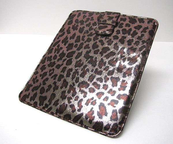 Animal print leatherette slip in tablet pc pouch