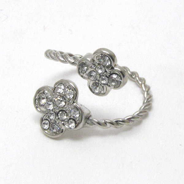 Crystal stud double clover ring