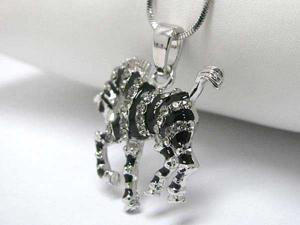 Made in korea whitegold plating crystal and epoxy zebra pendant necklace?