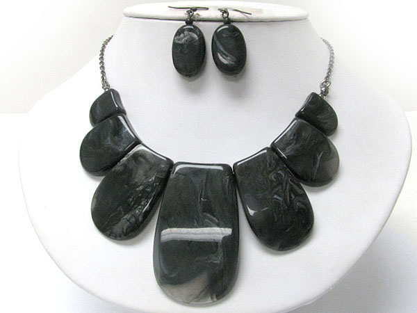 Marblic natural stone gradual nugget necklace earring set