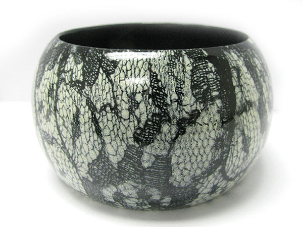 Snake skin pattern acryl bangle