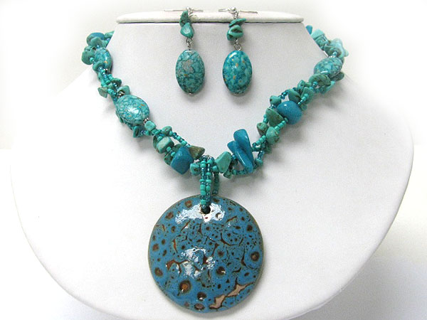 Ceramic round medallion and natural chip stone necklace earrign set