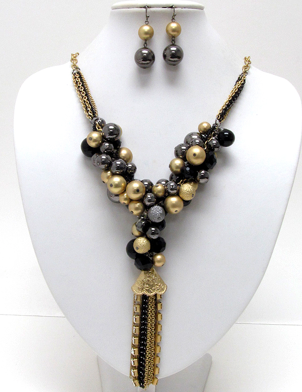 Multi metal and sandy balls with drop dangle multi chain and crystal line drop chain necklace earring set