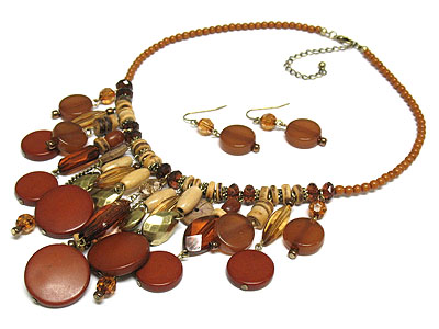 Ethnic style woods and acryl disk dangle necklace set 