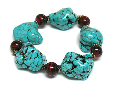 Turquoise loaf stretch bracelet