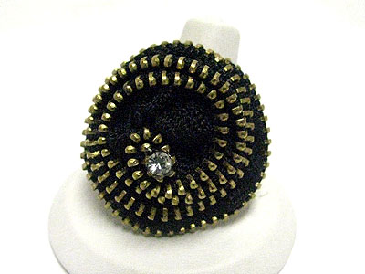 Zipper art fashion adjustable size ring