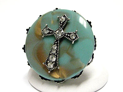 Crystal cross marblic look large acryl adjustable ring