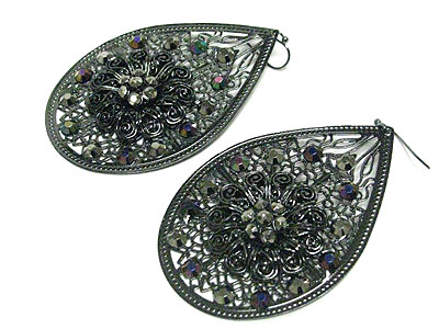 Metallic stone stud filigree metal oval earring