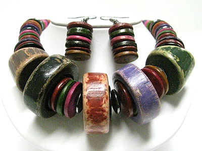 Ethnic style multi wood disk link necklace set