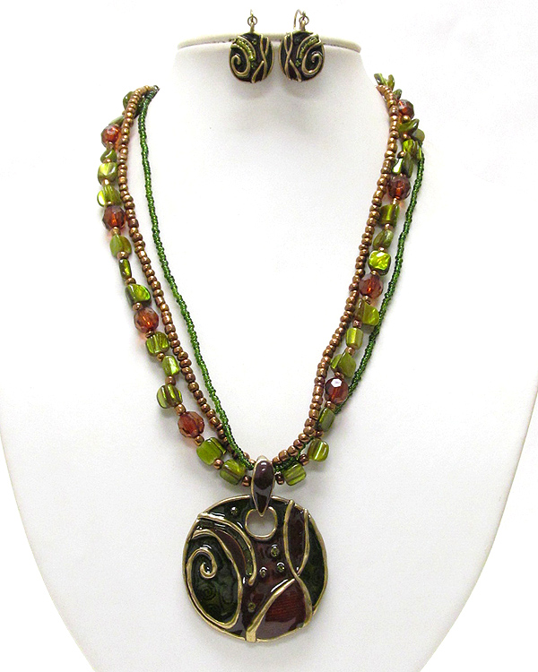 Epoxy metal art work round pendant multi beads necklace set