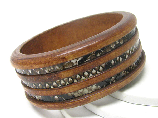 Snake skin pattern carved wood bangle