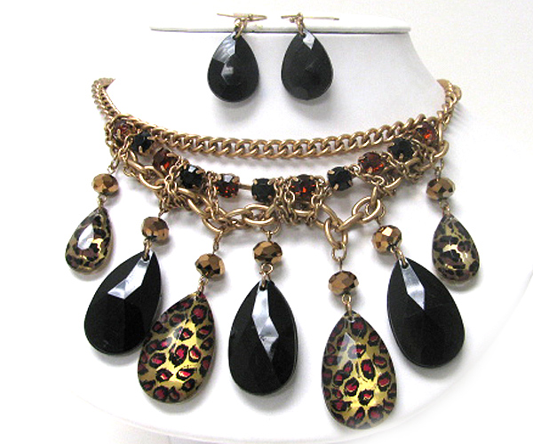 Crystal line and multi animal pattern glass dangle necklace earring set