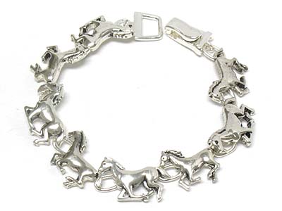 Multi horse pattern magnetic bracelet 