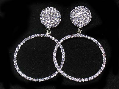 Rhinestone paved circle frame earring 