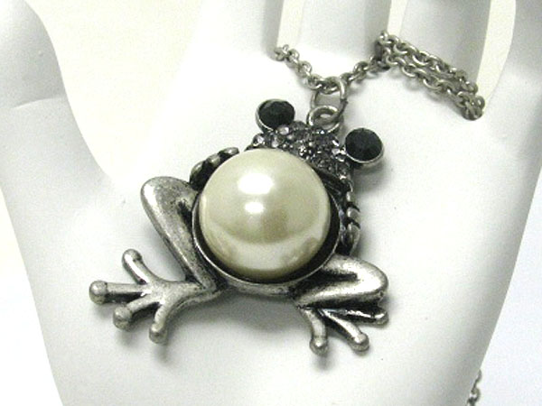 Crystal and pearl burnish metal frog pendant long necklace