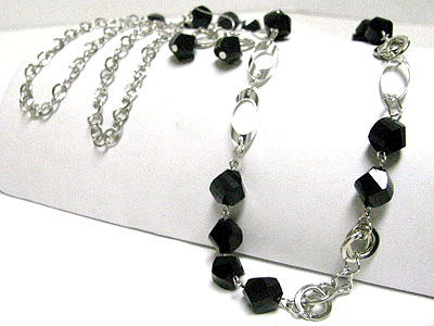 Facet glass stone and metal chain link long necklace set