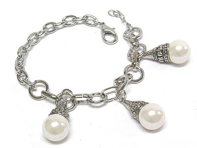 Triple pearl cone shape charms bracelet