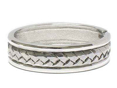 Simple pattern casting metal hinge bangle 