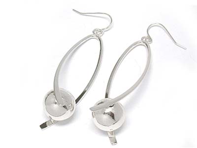 Metal interlace link ball drop earring