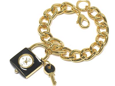 Padlock and key fashion toggle brass chain watch