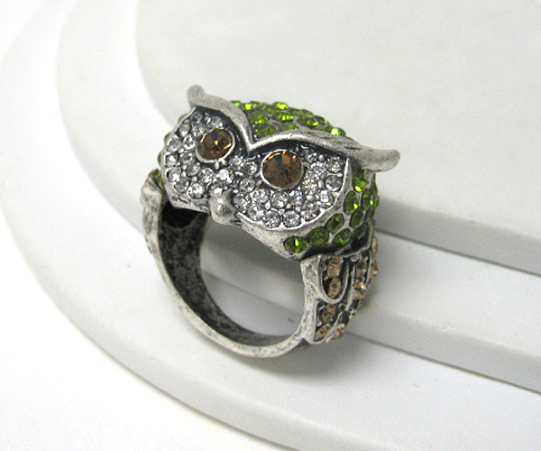 Crystal stud owl stretch ring