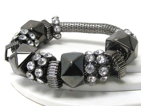 Crystal stud ring and metal spike cube link stretch bracelet