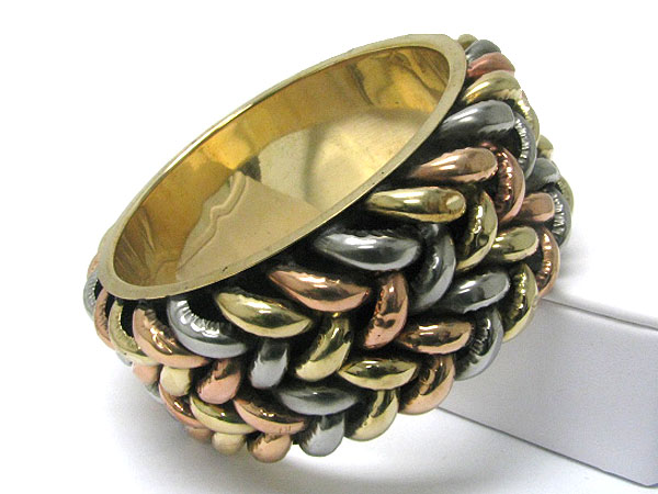 Chain added on metal bangle