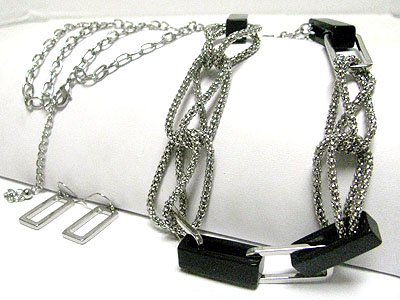 Acryl and metal tube chin link long necklace set