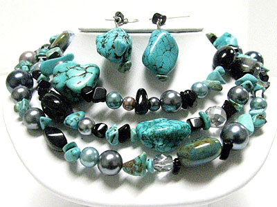 Triple strand natural stone and multi beads link necklace set