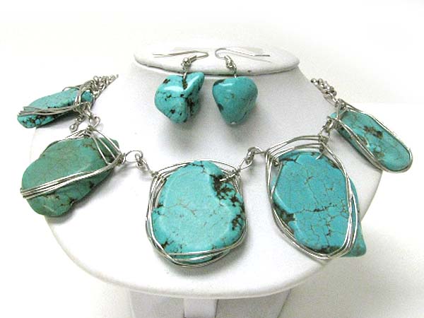 Turquoise stone and metel wire necklace earring set