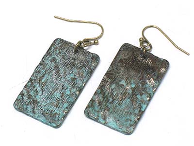 Antique style casting rectangle metal earring 