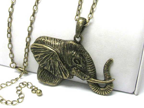 Burnish metal elephant sculpture pendant long chain necklace