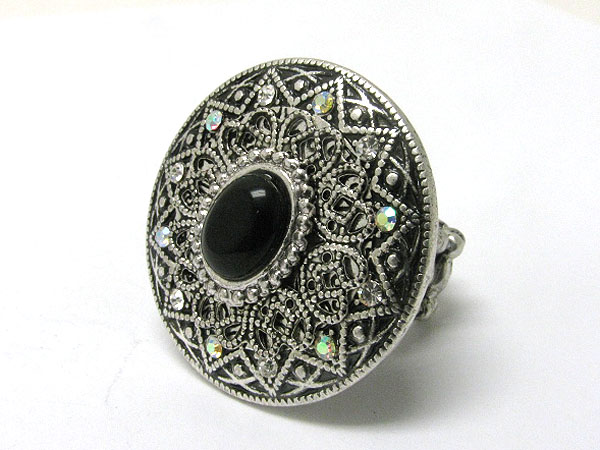 Natural stone and crystal deco round metal stretch ring