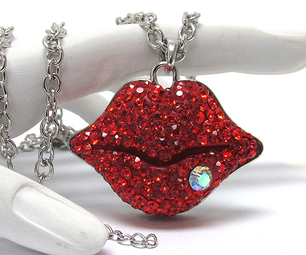 Crystal puffy lips chain necklace