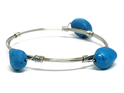 Natural stone and tied metal bangle