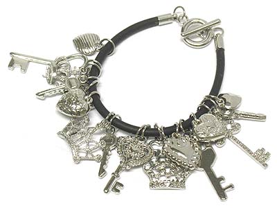 Multi key and crown charm rubber band toggle bracelet 