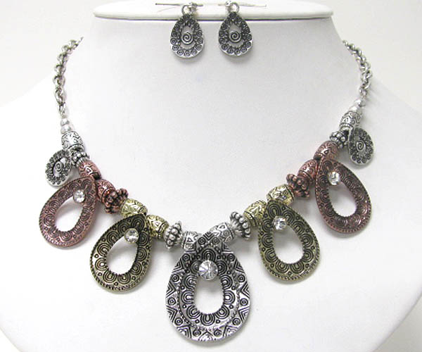 Multi patterned tear drop and crystal deco necklace earring set