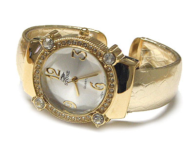 Crystal round face metalic bangle watch