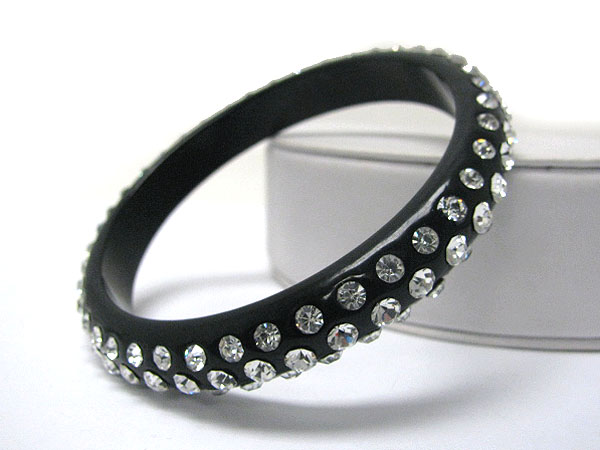 Crystal stud acryl bangle