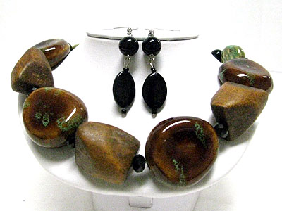 Chunky ceramic and wood nugget necklace set