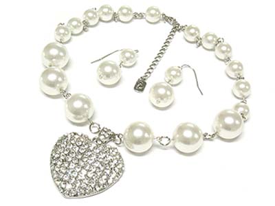 Crystal stud heart pendant and multi size pearl beads strand necklace and earring set 