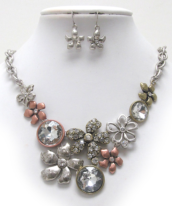 Crystal and metal flowers with three facet glass necklace earring set