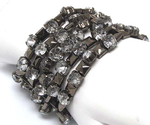 Multi crystal and spike stretch bracelet