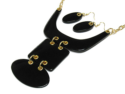 Ethnic style jet acryl and metal link necklace and earring set - prada style