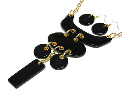 Ethnic style jet acryl and metal link necklace and earring set - prada style