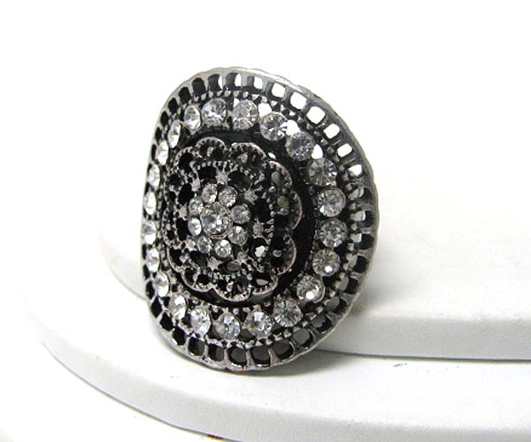 Crystal and metal casting curved disk stretch ring